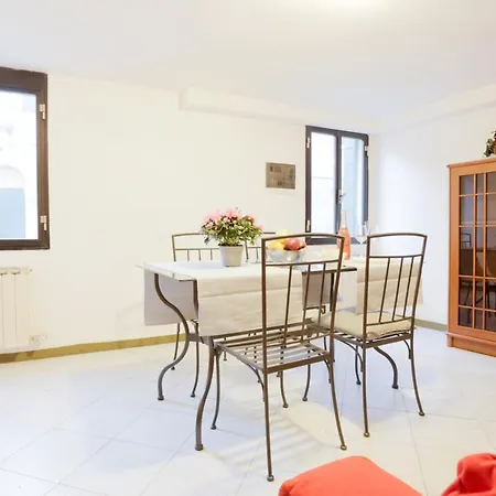 بيت ضيافة Santa Croce البندقية